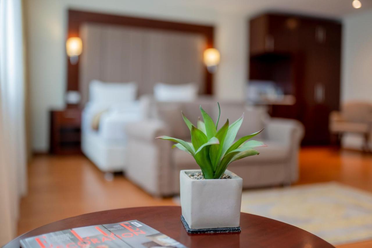 Palast Hotel Hürth Eksteriør bilde