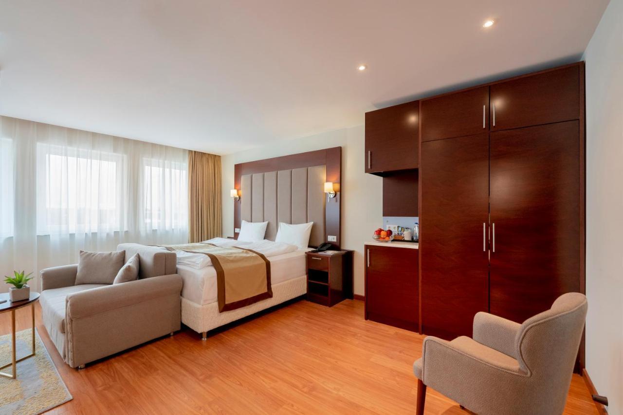 Palast Hotel Hürth Eksteriør bilde